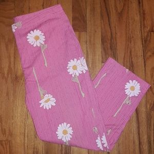 Lilly Pulitzer Pink Daisy Print Capris